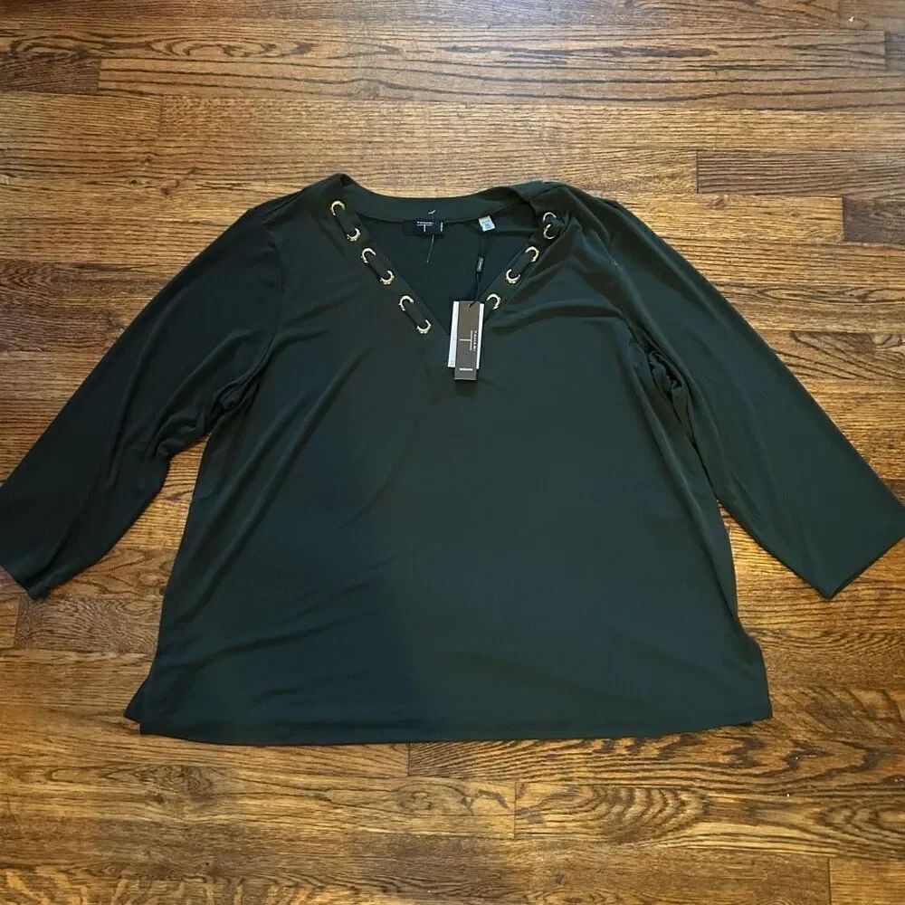 New Tahari Blouse